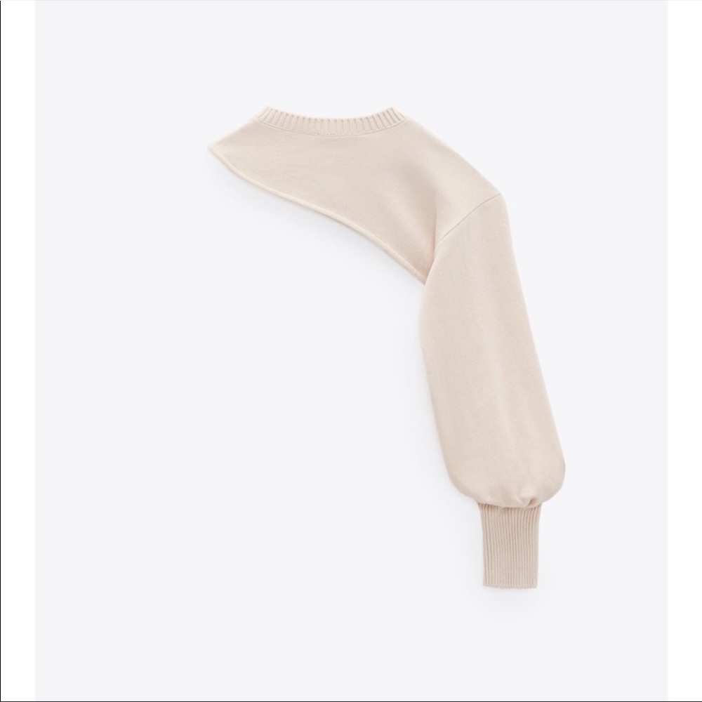 ZARA Large ASYMMETRIC CROPPED SWEATSHIRT - Picture 4 of 9